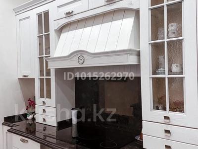 4-комнатная квартира · 225 м² · 2/6 этаж, Сыганак 58 — Абу-Даби за 1.8 млн ₸ в Астане, Есильский р-н