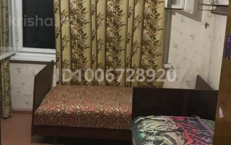 1 бөлме · 16 м², Серикбаева 1/1, бағасы: 140 000 ₸ в Усть-Каменогорске — фото 2