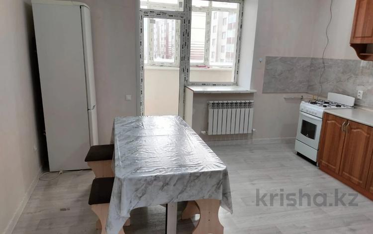 2-комнатная квартира, 71 м², 2/6 этаж помесячно, Батыс-2