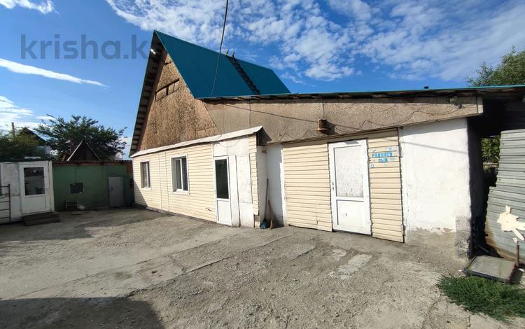 Жеке үй · 3 бөлме · 100 м² · 6 жүзд., Металлург 2, бағасы: 8.5 млн ₸ в Усть-Каменогорске — фото 3
