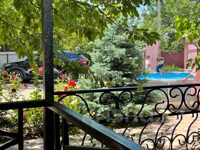 Отдельный дом · 9 комнат · 200 м² · 20 сот., Б.Момышулы 54 — Садыкова за 55 млн 〒 в им. Турара рыскуловой