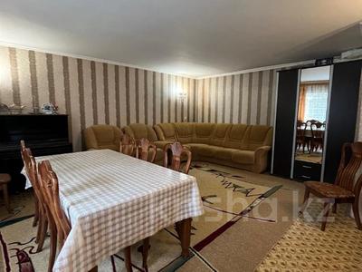 Отдельный дом · 4 комнаты · 141 м² · 2.92 сот., Актобе, улица Жанкожа Батыра за 20 млн ₸