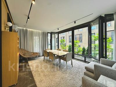 3-бөлмелі пәтер · 150 м² · 1/3 қабат, Аль- Фараби 116/33, бағасы: 2 млн ₸ в Алматы, Медеуский р-н