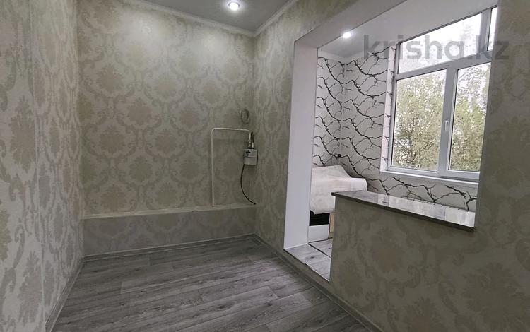 1-комнатная квартира · 35 м² · 5/5 этаж, 8 мкр 35 — Ремонт, ул Санырак батыра Тайвань за 10.3 млн ₸ в Таразе — фото 14