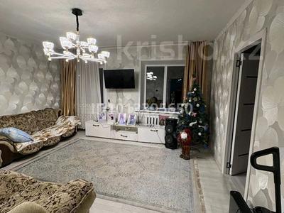 Үйдің бір бөлігі · 3 бөлме · 61.7 м² · , Посёлок Западный 65 — 44 школы рядом мечеть, бағасы: 16.5 млн ₸ в Семее