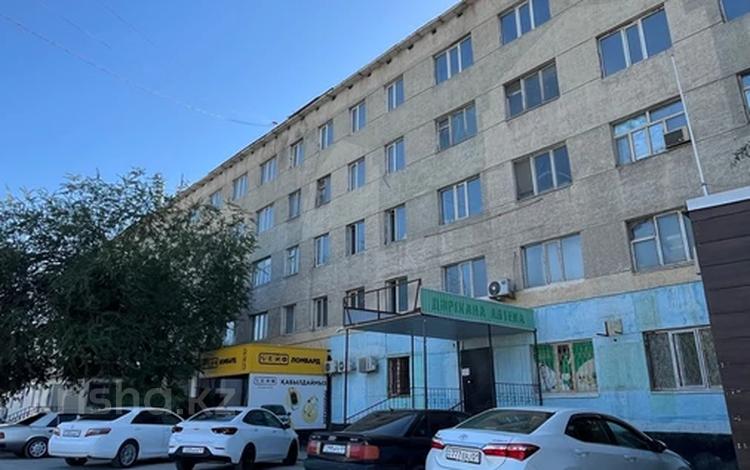 Свободное назначение, офисы, магазины и бутики, склады, бани, гостиницы и зоны отдыха · 2500 м² за 400 млн 〒 в  — фото 2