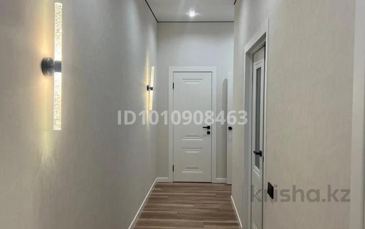 2-бөлмелі пәтер · 65 м² · 6/18 қабат, Санжара Асфендиярова 3, бағасы: 45.5 млн ₸ в Астане, Нура р-н — фото 2