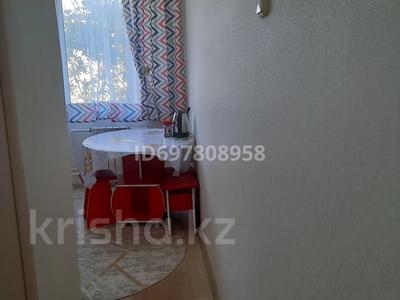 2-комнатная квартира · 45 м² · 3/5 этаж, Майкудук, Майкудук, мкр Восток-1 — Дом находить на против новый Поликлиники Инлайф за 16.8 млн 〒 в Караганде, Алихана Бокейханова р-н