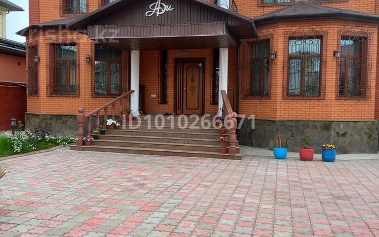 Отдельный дом · 6 комнат · 350 м² · 9 сот., Сатпаева за 135 млн ₸ в Туздыбастау (Калинино) — фото 2