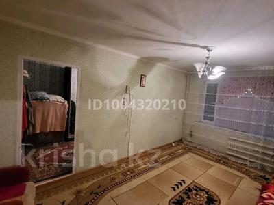 2-бөлмелі пәтер · 44.4 м² · 1/5 қабат, жайлау 5 — 3-4 базарчик, бағасы: 14 млн ₸ в Таразе