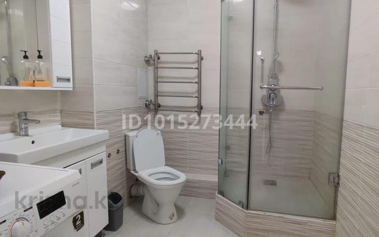 2-комнатная квартира · 76 м² · 16/19 этаж, Брусиловского 167 за 350 000 ₸ в Алматы, Алмалинский р-н — фото 2