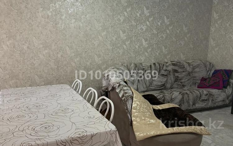 3-комнатная квартира · 72 м² · 2/2 этаж, Абая 4а 4 за 23 млн 〒 в Каскелене — фото 2