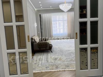 5-бөлмелі пәтер · 194 м² · 3/10 қабат, 40-а/ш. 2 — Президентский парк, бағасы: 130 млн ₸ в Актау, 40-й мкр