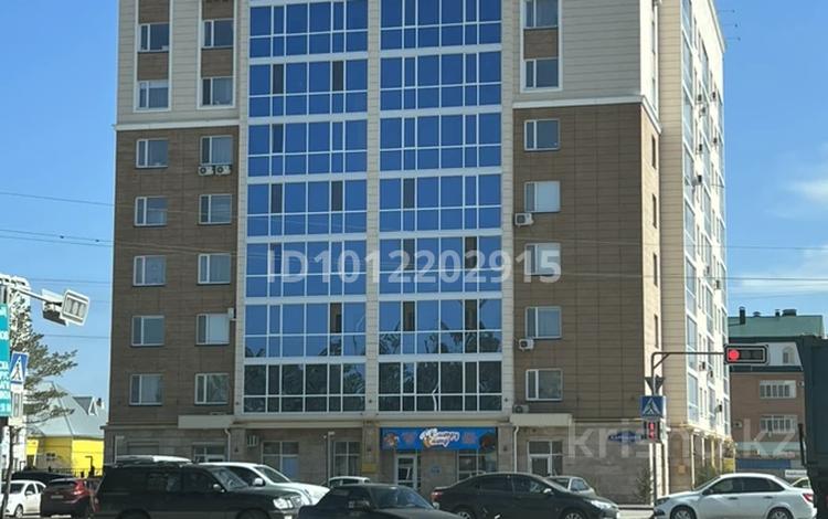1-бөлмелі пәтер · 45 м² · 8/9 қабат, Карбышева 43/3 — Карбышева Гвардейская, бағасы: 24 млн ₸ в Костанае — фото 2