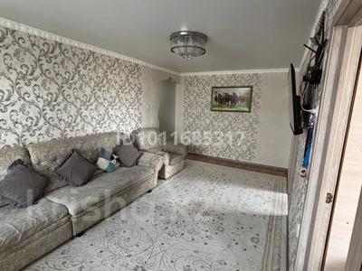 4-бөлмелі пәтер · 61.4 м² · 5/5 қабат, Абая 35, бағасы: 11.5 млн ₸ в Темиртау