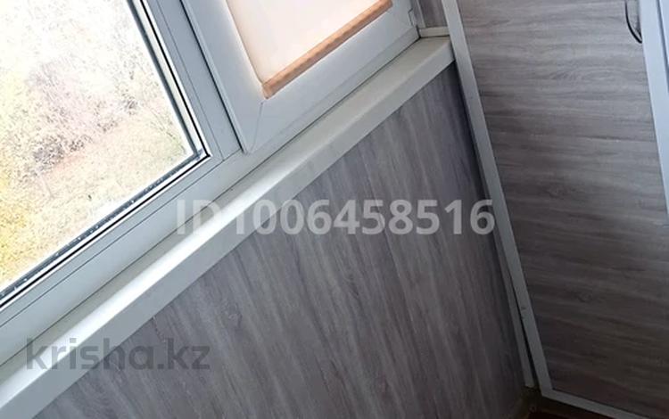 2-комнатная квартира · 53.8 м² · 5/5 этаж, мкр Строитель 39 за 16.5 млн ₸ в Уральске — фото 2