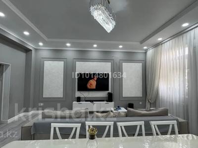 3-комнатная квартира · 120 м² · 1/10 этаж, 20-й мкр, 20-й мкр напротив Премиум Плаза 12 за 45 млн ₸ в Актау