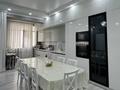3-комнатная квартира · 120 м² · 1/10 этаж, 20-й мкр, 20-й мкр напротив Премиум Плаза 12 за 45 млн ₸ в Актау — фото 2