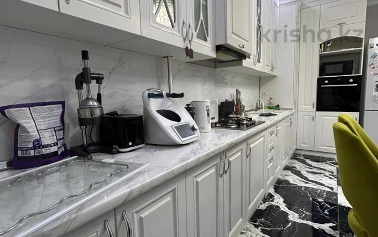 4-бөлмелі пәтер · 120 м² · 6/8 қабат, мкр Нурсая, Абулхайыр хана, бағасы: 62 млн ₸ в Атырау — фото 4