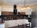Отдельный дом · 6 комнат · 295 м² · 9.13 сот., пгт Балыкши, Байжигитов А. за 89 млн ₸ в Атырау — фото 12