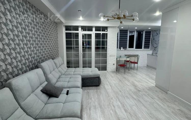 3-комнатная квартира · 87 м² · 9/10 этаж, Казыбек Би 38 за 62.5 млн ₸ в Усть-Каменогорске — фото 13