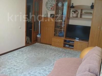 2-бөлмелі пәтер · 42 м² · 2/5 қабат, Көктем-3 ш/а. — Байзакова Бухар Жырау, бағасы: 34 млн ₸ в Алматы, Бостандыкский р-н