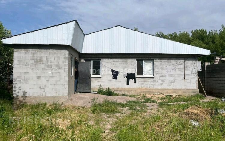 Жеке үй · 4 бөлме · 100 м² · 5 жүзд., улица 5 — Продам дом из 4 комнат вода свет газот трассы алматы бишкек 300 метров, бағасы: 25 млн ₸ в Кумтогане (Мирном) — фото 2