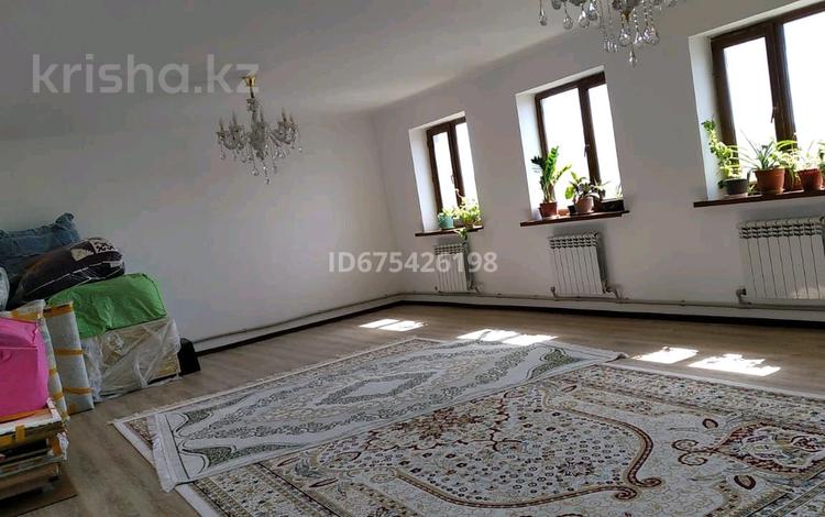 Жеке үй · 4 бөлме · 224 м² · 10 жүзд., Жулдыз, бағасы: 33 млн ₸ в Атырау — фото 2