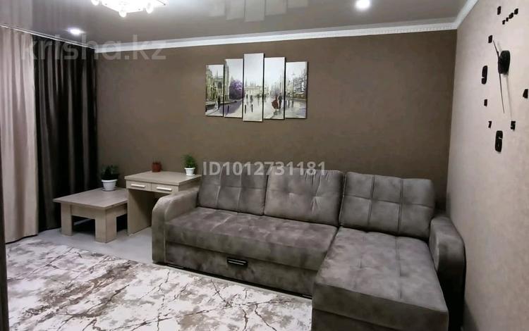 3-бөлмелі пәтер · 67 м² · 3/5 қабат, Театральная 55 А — центр крови, бағасы: 35 млн ₸ в Петропавловске — фото 4