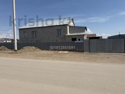 Отдельный дом · 8 комнат · 250 м² · 250 сот., мкр Кунгей , Толеубаева 89 за 60 млн ₸ в Караганде, Казыбек би р-н