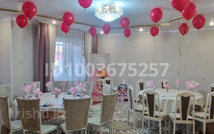 Жеке үй · 6 бөлме · 205 м², Молдагуловой — Возле турецкого лицея, бағасы: 80 000 ₸ в Жезказгане — фото 2