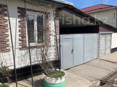 Отдельный дом · 6 комнат · 100 м² · 6 сот., Карасай Батыра 48 — Школа Абая за 75 млн 〒 в Каскелене