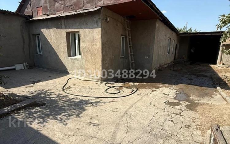 Часть дома · 9 комнат · 200 м² · 15 сот., Капал батыра 187 — Вдоль трассы за 300 000 ₸ в Шымкенте, Енбекшинский р-н — фото 11