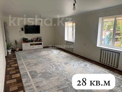 Отдельный дом · 3 комнаты · 100 м² · 100 сот., Старый город 5 — УВД-5-4А за 13.5 млн 〒 в Актобе