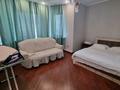 4-бөлмелі пәтер · 150 м² · 17/21 қабат, Кабанбай батыра 87, бағасы: 40 000 ₸ в Алматы, Алмалинский р-н — фото 15