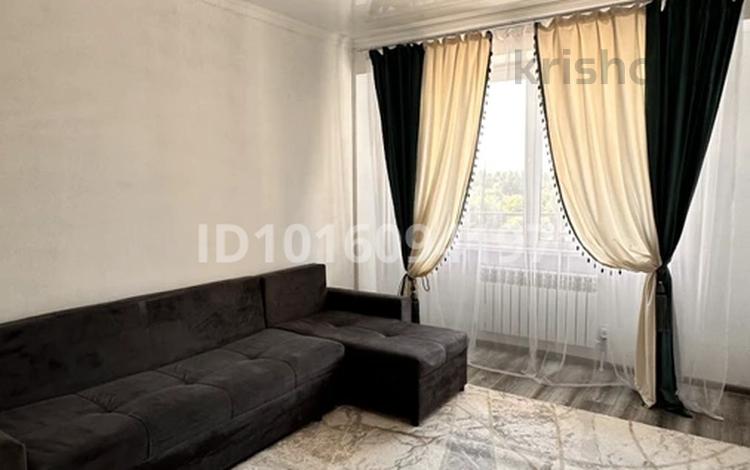 1-комнатная квартира · 40 м² · 8/9 этаж, мкр Атырау 16/20 за 220 000 ₸ в Алматы, Медеуский р-н — фото 2