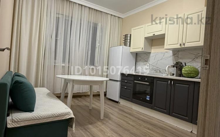 1-комнатная квартира · 41 м², Бухар Жырау 19 за 300 000 ₸ в Астане, Есильский р-н — фото 2