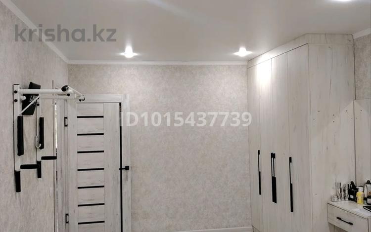 3-бөлмелі пәтер · 63 м² · 2/5 қабат, 17-шағынаудан, Майкудук, 17й микрорайон 38, бағасы: 19.5 млн ₸ в Караганде, Алихана Бокейханова р-н — фото 2