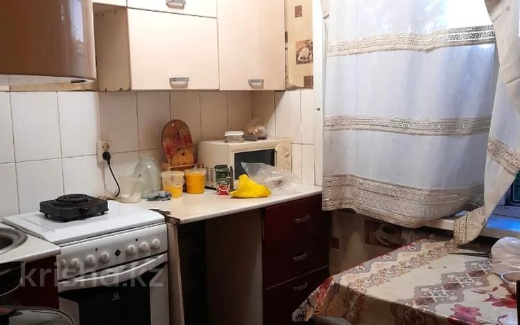 2-комнатная квартира · 48 м² · 2/5 этаж, мкр Фёдоровка , Орлова — Магазин "Одежда" за 12 млн ₸ в Караганде, Казыбек би р-н — фото 5