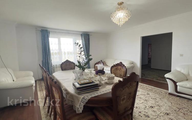 4-бөлмелі пәтер · 184 м² · 9/13 қабат, Кулманова 1В, бағасы: 500 000 ₸ в Атырау — фото 2