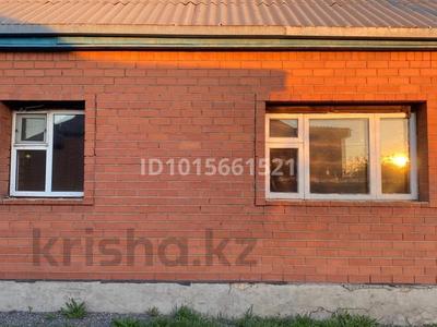 Отдельный дом · 8 комнат · 180 м² · 18 сот., Жетисай 79 за 60 млн ₸ в Астане, р-н Байконур