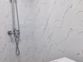 1-комнатная квартира · 40 м² · 11/13 этаж, Есенова — Дом по средине ЖК за 220 000 ₸ в Алматы, Жетысуский р-н — фото 13