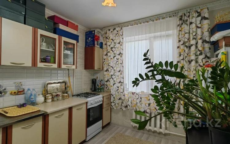 2-комнатная квартира · 51 м² · 9/9 этаж, мкр 8, Бр Жубановых за 13.5 млн ₸ в Актобе — фото 4