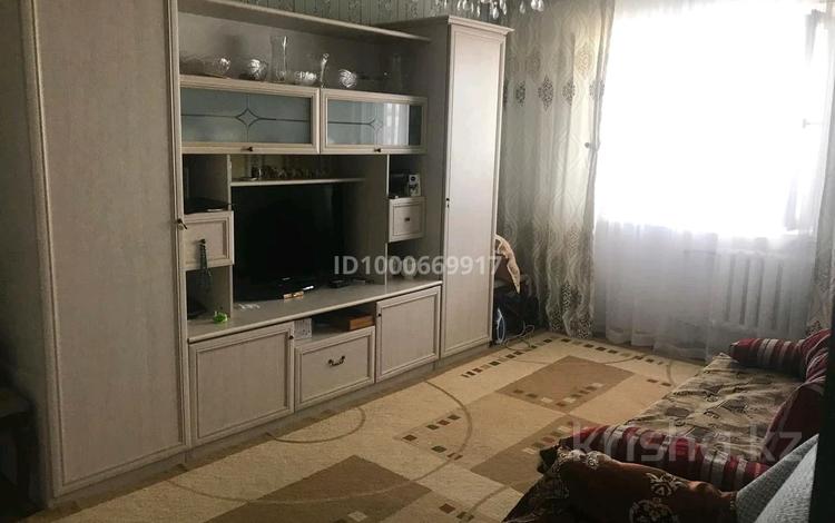 3-комнатная квартира · 64 м² · 5/5 этаж, Жастар 63/66 — Коммунальный рынок за 18 млн 〒 в Талдыкоргане, мкр Жастар — фото 2
