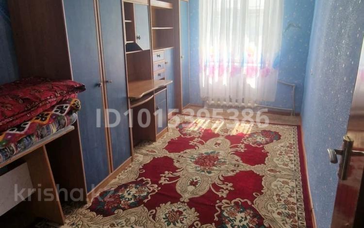 4-бөлмелі пәтер · 78 м² · 5/5 қабат, Аманкелді 109 — Район одежда, бағасы: 150 000 ₸ в  — фото 4