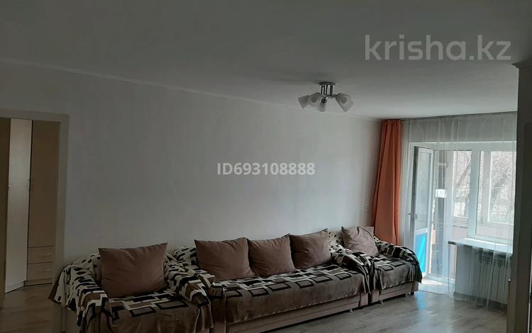 2-комнатная квартира, 45 м², 2/5 этаж, Майкудук, Майкудук, 12й микрорайон 44 — ТД Магтуб за 11.5 млн 〒 в Караганде, Алихана Бокейханова р-н — фото 3