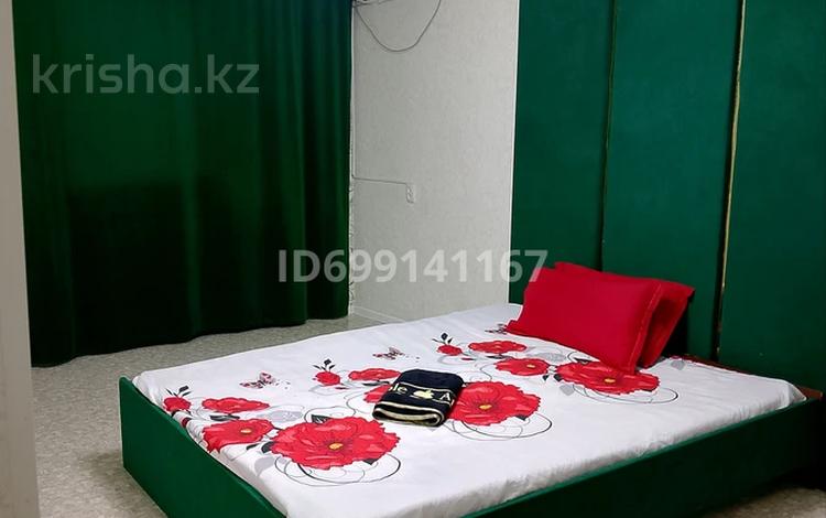 1-комнатная квартира · 28 м² · 2/5 этаж, Чайковский — Универсам Базарчик за 2 000 〒 в  — фото 4