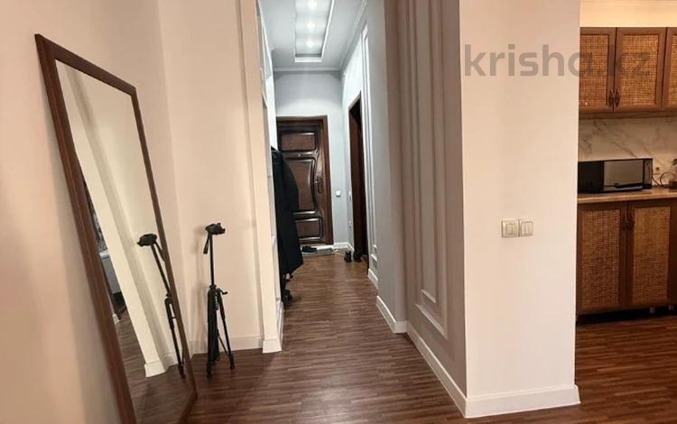 1-бөлмелі пәтер · 52 м² · 4/5 қабат, Есенберлина, бағасы: 49 млн ₸ в Алматы, Медеуский р-н — фото 2