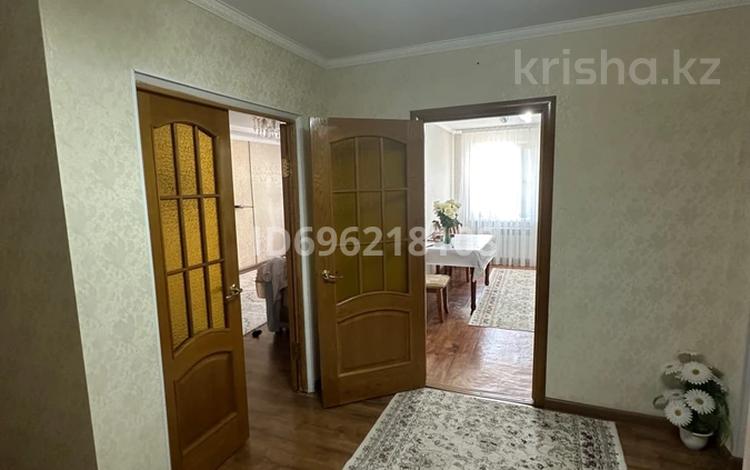 2-бөлмелі пәтер, 65 м², 3/10 қабат, Авиагородок 25а, бағасы: 20 млн 〒 в Актобе, мкр Авиагородок — фото 2