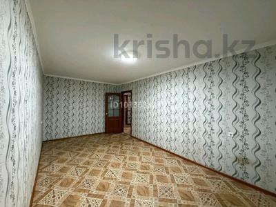 3-бөлмелі пәтер · 62 м² · 4/5 қабат, мкр Мясокомбинат Улица Ружейникова 12 — Мектеп,Балабақша,Дүкен барлығы бар жақын жерде, бағасы: 130 000 ₸ в Уральске